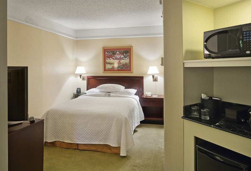 Hotel Embassy Suites Secaucus Meadowlands  | Secaucus | New Jersey | United States 13