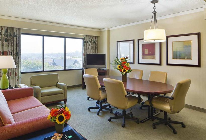 Hotel Embassy Suites Secaucus Meadowlands  | Secaucus | New Jersey | United States 9