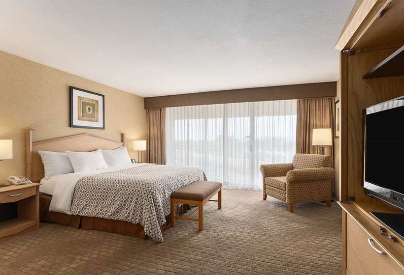 Hotel Embassy Suites Phoenix - Airport at 24th Street  | Phoenix | Arizona | United States 12