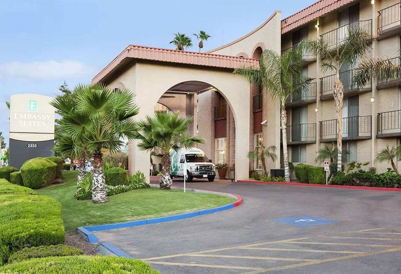 Hotel Embassy Suites Phoenix - Airport at 24th Street  | Phoenix | Arizona | United States 13