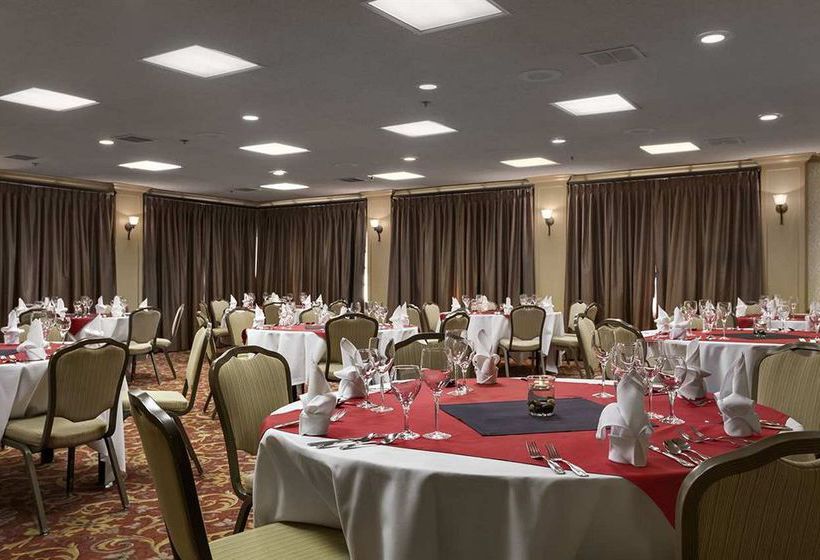 Hotel Embassy Suites Phoenix - Airport at 24th Street  | Phoenix | Arizona | United States 15