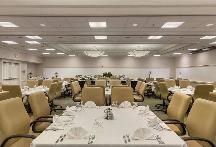 Hotel Embassy Suites Richmond - The Commerce Center  | Richmond | Virginia | United States 18