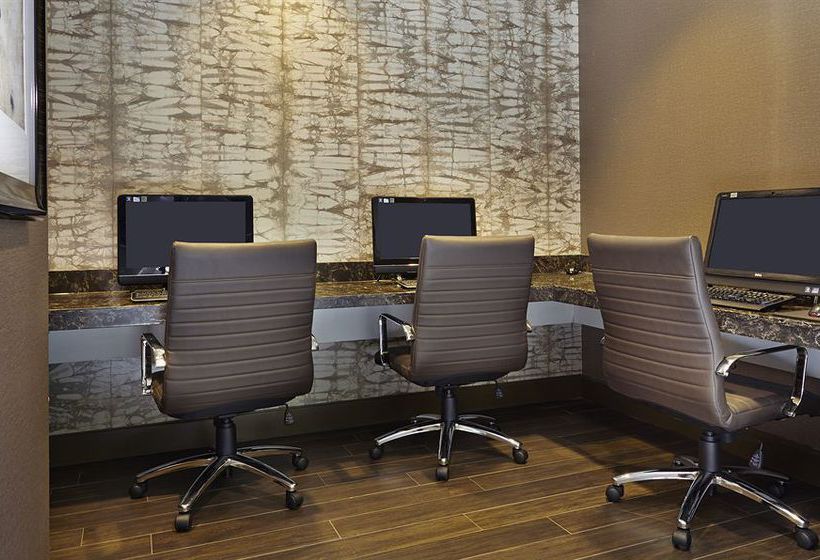 Embassy Suites Hotel Crystal City  | Arlington | Virginia | United States 12