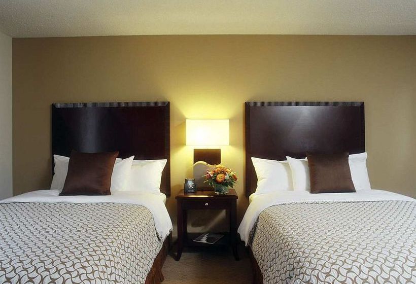 Hotel Embassy Suites Dallas - Market Center  | Dallas | Texas | United States 14