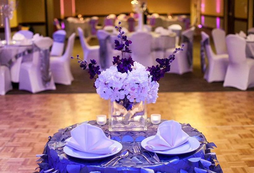 Hotel Embassy Suites Dallas - Market Center  | Dallas | Texas | United States 2