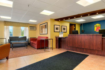 Hotel Super 8 Milwaukee West  | Wauwatosa | Wisconsin | United States 1