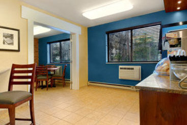 Hotel Super 8 Milwaukee West  | Wauwatosa | Wisconsin | United States 2