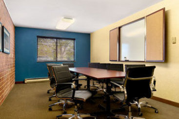 Hotel Super 8 Milwaukee West  | Wauwatosa | Wisconsin | United States 6