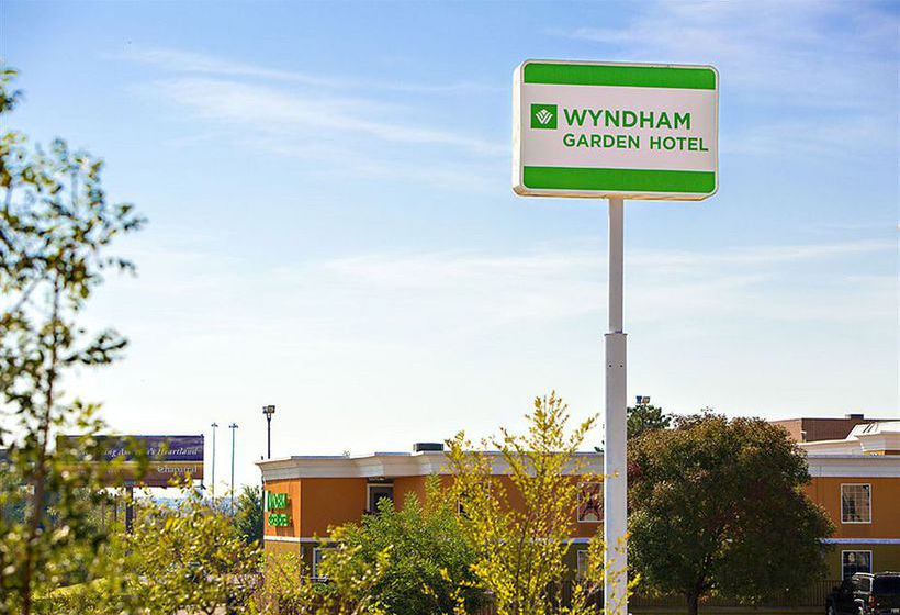 Clarion Hotel Conference Center 