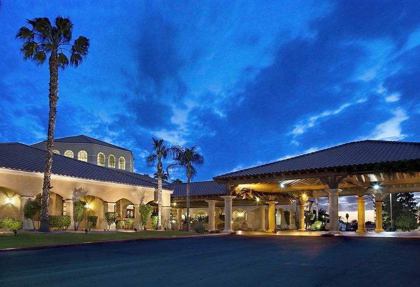 Hotel Embassy Suites Phoenix - North  | Phoenix | Arizona | United States 17