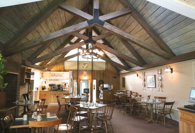 Golden Eagle Resort  | Stowe | Vermont | United States 7