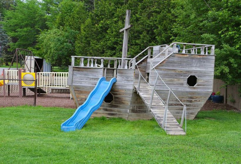 Golden Eagle Resort  | Stowe | Vermont | United States 8