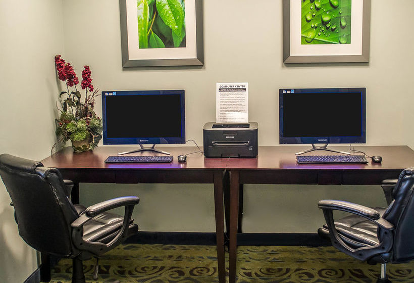 Hotel Quality Inn & Suites Rainwater Park  | Sandusky | Ohio | United States 10