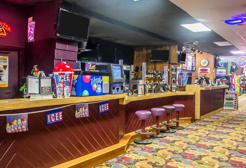 Hotel Quality Inn & Suites Rainwater Park  | Sandusky | Ohio | United States 7