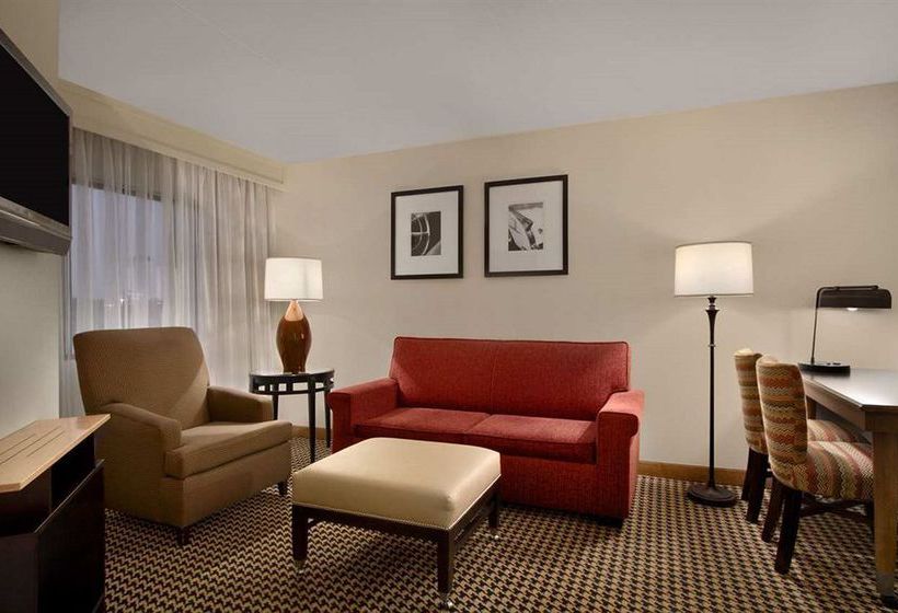 Hotel Embassy Suites Detroit Metro Airport  | Romulus | Michigan | United States 4