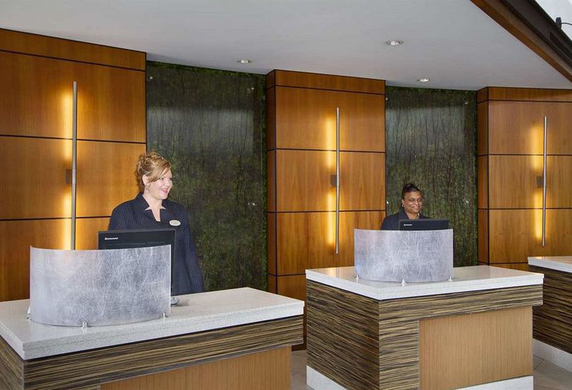 Hotel Embassy Suites Detroit Metro Airport  | Romulus | Michigan | United States 6