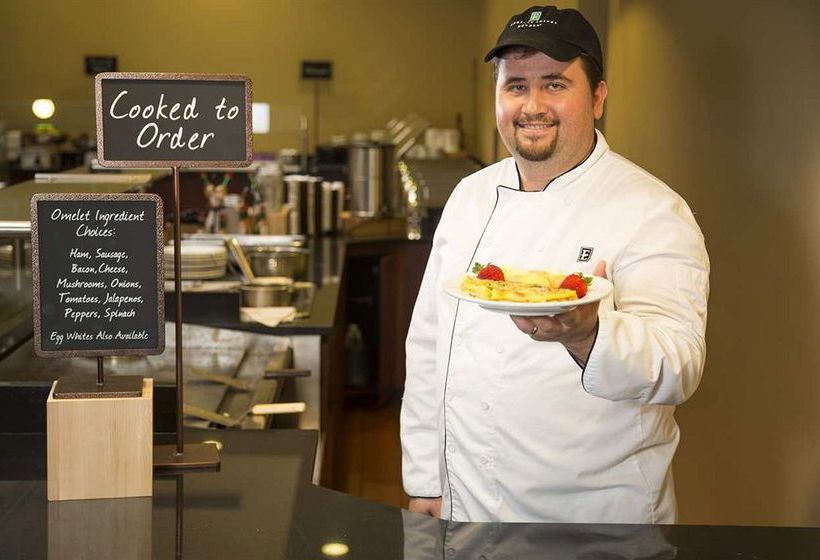 Hotel Embassy Suites Detroit - Troy Auburn Hills  | Troy | Michigan | United States 12