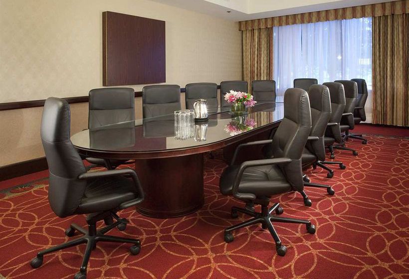 Hotel Embasyy Suites Boston Waltham  | Waltham | Massachusetts | United States 15