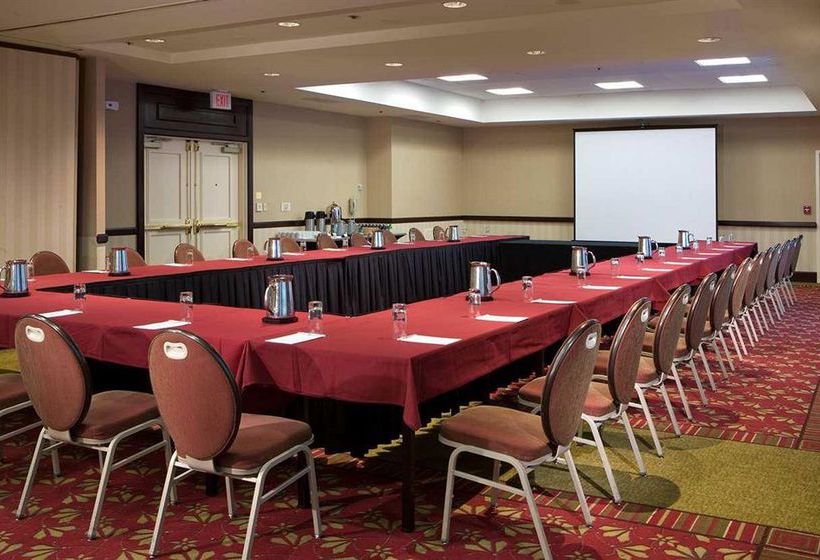 Hotel Embasyy Suites Boston Waltham  | Waltham | Massachusetts | United States 17