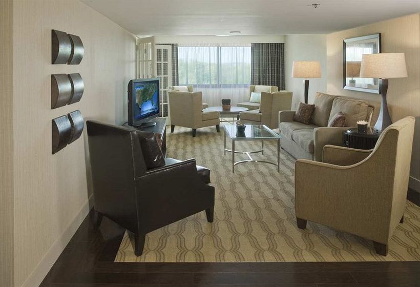 Hotel Embasyy Suites Boston Waltham  | Waltham | Massachusetts | United States 19