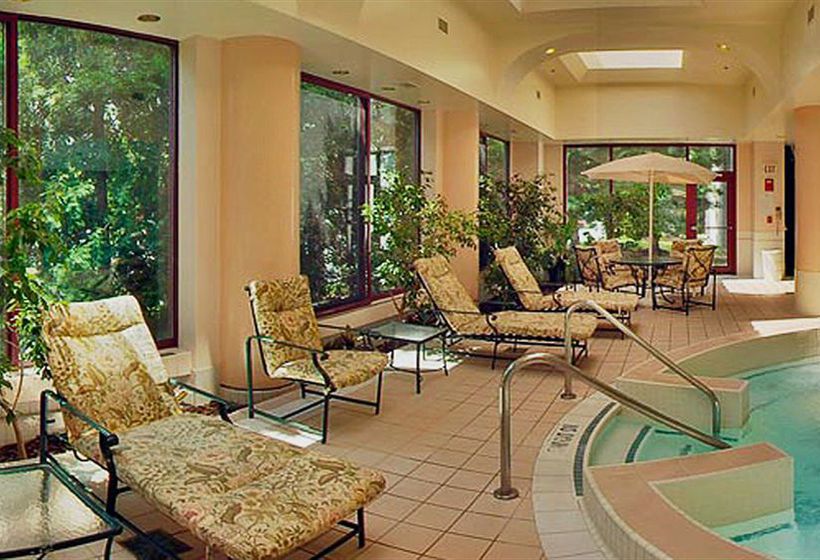 Hotel Embasyy Suites Boston Waltham  | Waltham | Massachusetts | United States 4