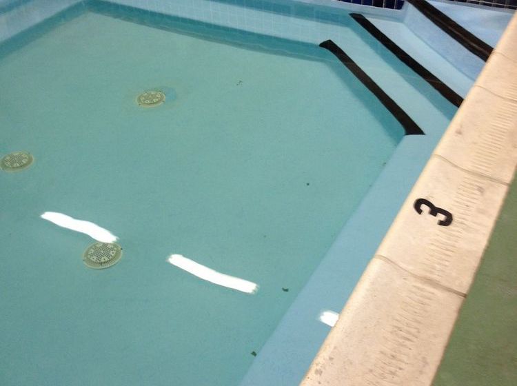 Gull Wing Suite Hotel  | Yarmouth | Massachusetts | United States 1