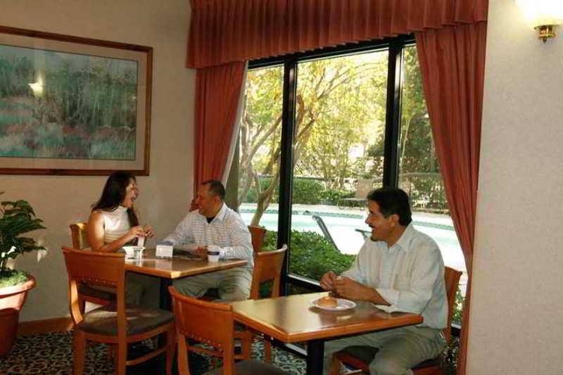 Hotel Hampton Inn North at I-35 & Hwy 183   | Austin | Texas | United States 16