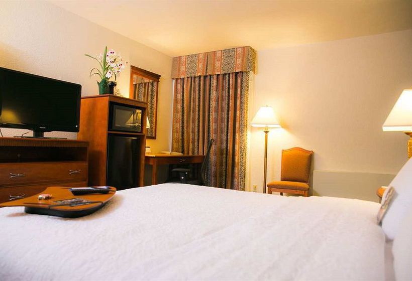 Hotel Hampton Inn Dallas North I 35E at Walnut Hill  | Dallas | Texas | Vereinigte Staaten 20