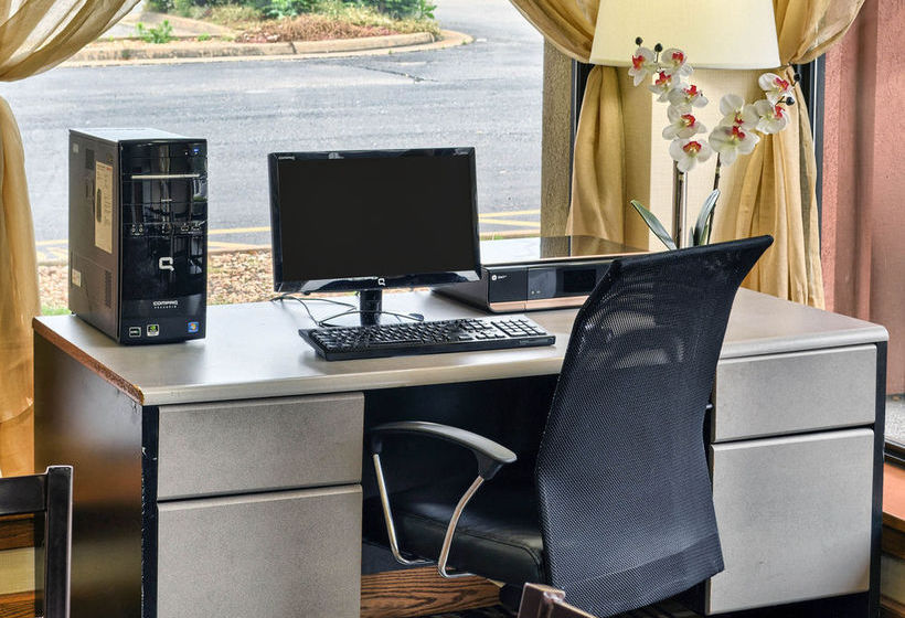 Hotel Quality Inn near Central Park  | Fredericksburg | Virginia | United States 16