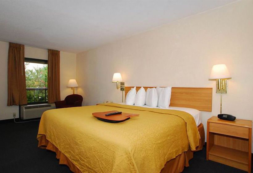 Hotel Quality Inn near Central Park  | Fredericksburg | Virginia | United States 9