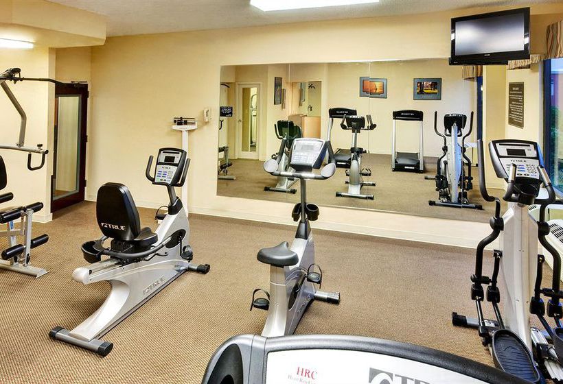 Hotel Holiday Inn Express Memphis Medical Center Midtown  | Memphis | Tennessee | United States 11