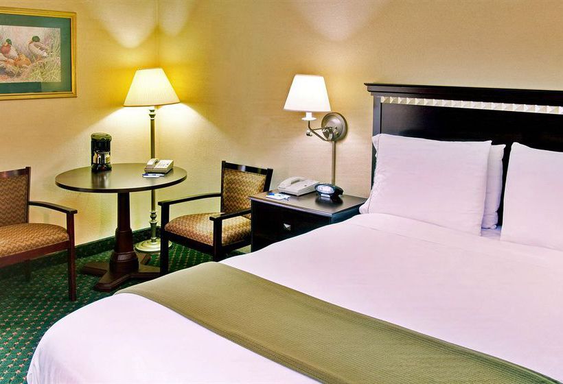 Hotel Holiday Inn Express Memphis Medical Center Midtown  | Memphis | Tennessee | United States 19