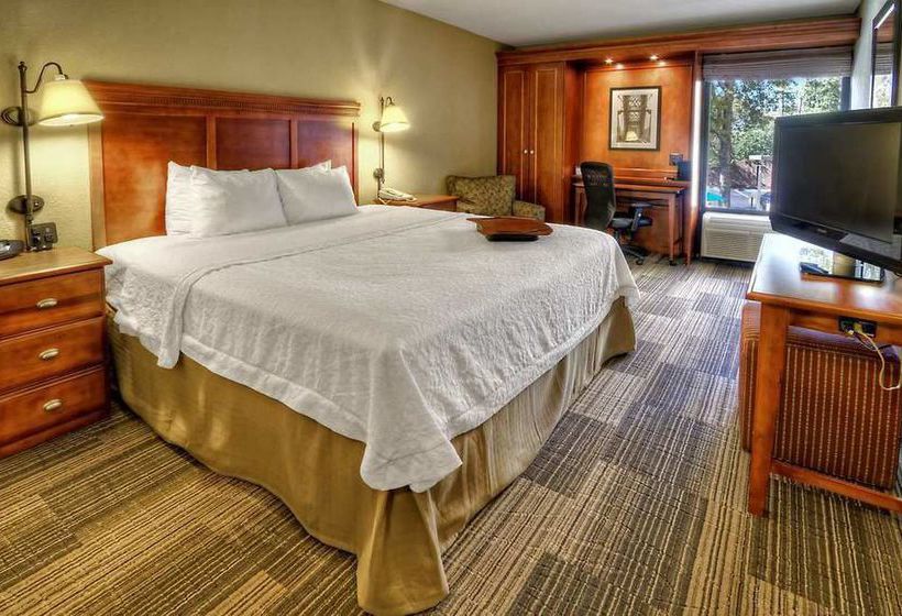 Hotel Hampton Inn Memphis Poplar  | Memphis | Tennessee | United States 16