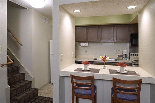 Hotel Hawthorn Suites Austin Central  | Austin | Texas | United States 14