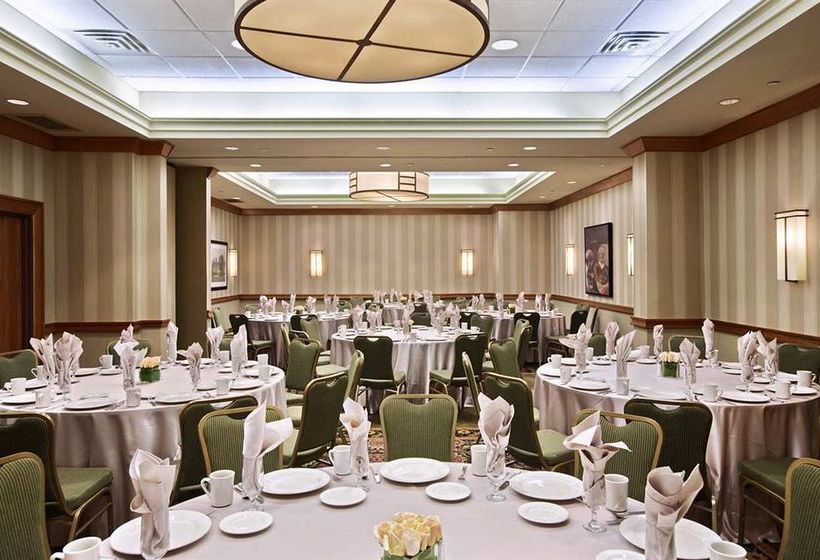 Hotel Hilton Suites Chicago Oak Brook  Oakbrook Terrace