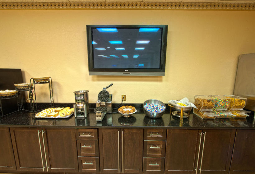 Silver Beach Hotel  | Saint Joseph | Michigan | United States 19