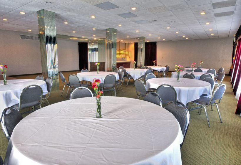 Silver Beach Hotel  | Saint Joseph | Michigan | United States 8