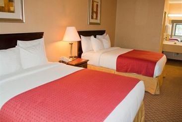 Plaza Hotel & Suites  | Eau Claire | Wisconsin | United States 8