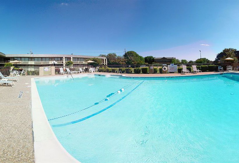 Hotel Quality Inn  | Mckinney | Texas | United States 9