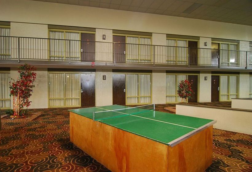 Hotel Quality Inn & Suites  | Odessa | Texas | United States 11
