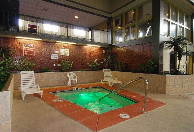 Hotel Quality Inn & Suites  | Odessa | Texas | United States 12