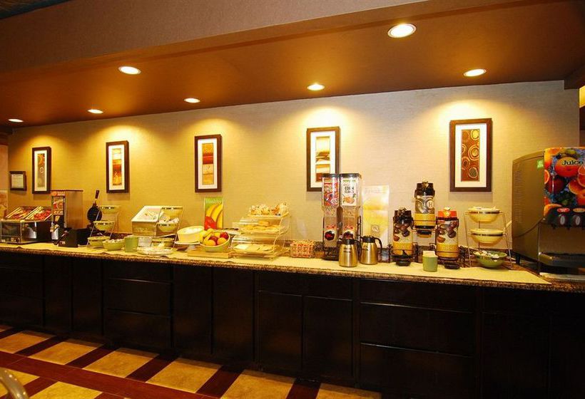 Hotel Quality Inn & Suites  | Odessa | Texas | United States 13