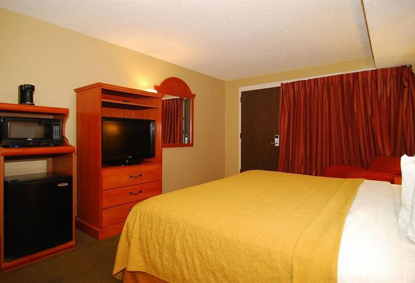 Hotel Quality Inn & Suites  | Odessa | Texas | United States 16