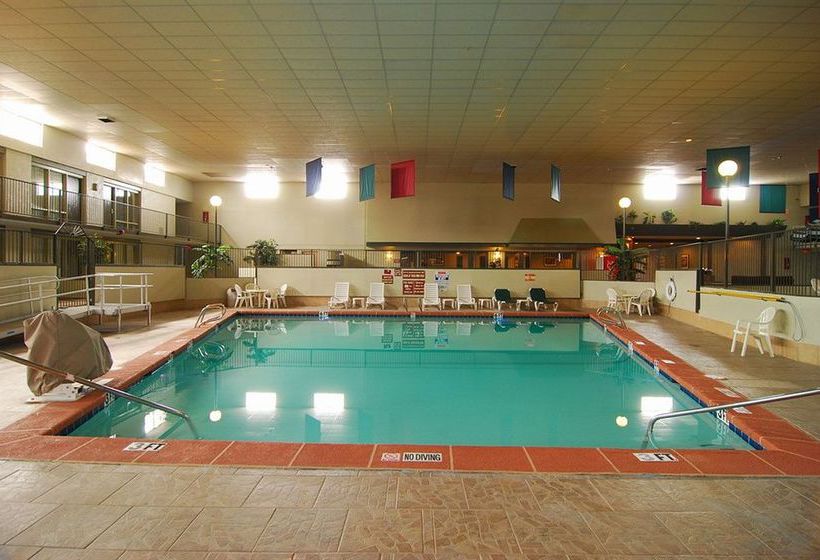 Hotel Quality Inn & Suites  | Odessa | Texas | United States 5