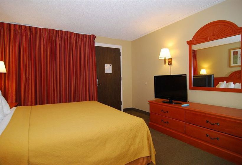 Hotel Quality Inn & Suites  | Odessa | Texas | United States 9
