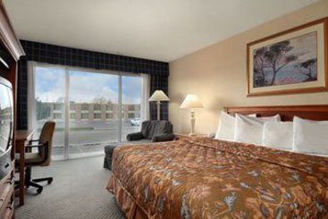Ramada Plaza Riverside Hotel & Convention Center  | Casper | Wyoming | United States 9