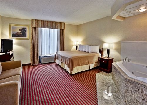 Hotel Quality Inn & Suites  | Somerset | Kentucky | United States 5
