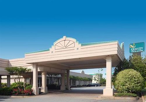 Hotel Quality Inn & Suites Conference Center 