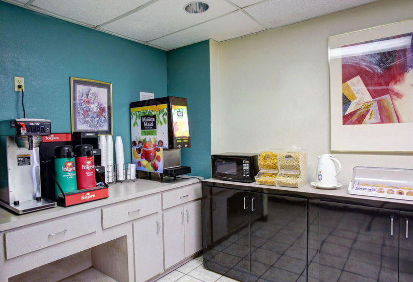 Hotel Rodeway Inn San Marcos