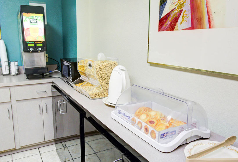 Hotel Rodeway Inn San Marcos  | San Marcos | Texas | United States 3